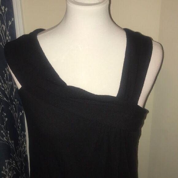 Milly Classic Little Black Sleeveless Wool Dress size M Medium - Picture 2 of 8